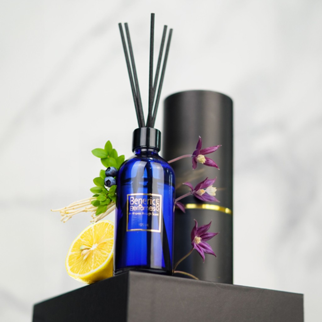香水(ユニセックス) SHANGRI-LA ESSENCE OF SHANGRI-LA 200ml エッセンス・オブ・シャングリラコレクション | シャングリ・ラ